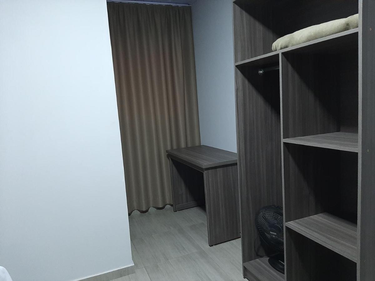 Hotel Rof Telemaco Borba Экстерьер фото