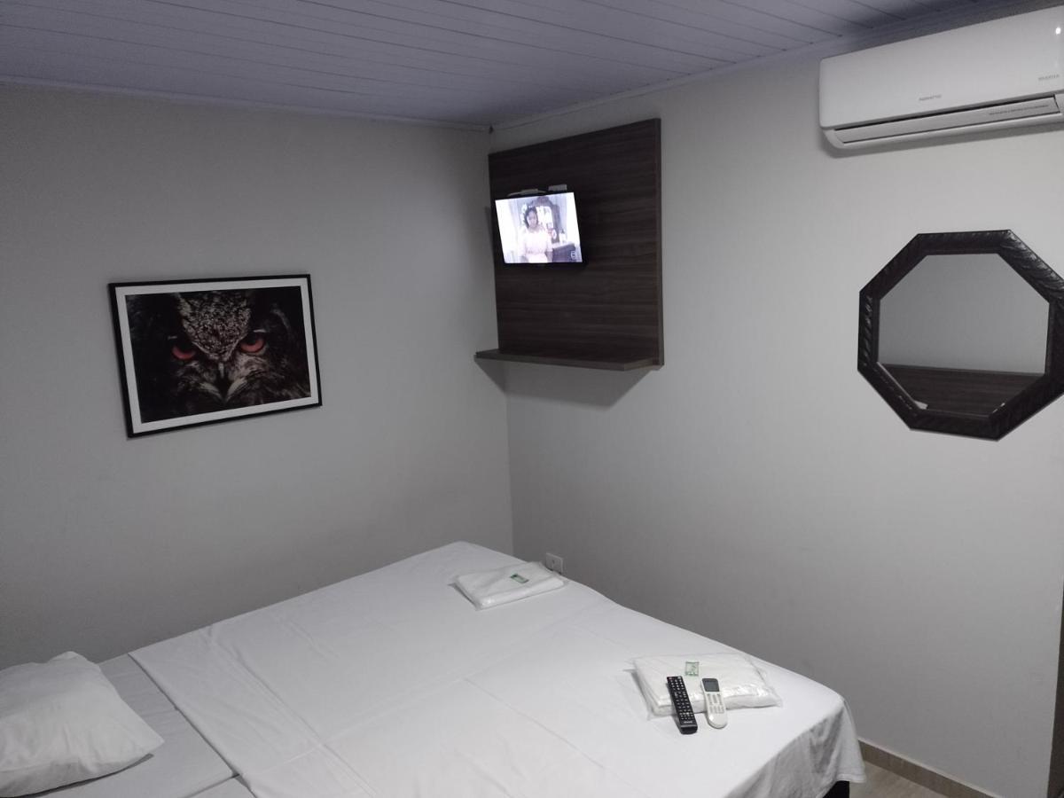 Hotel Rof Telemaco Borba Экстерьер фото