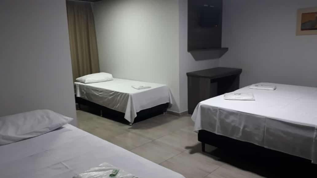 Hotel Rof Telemaco Borba Экстерьер фото
