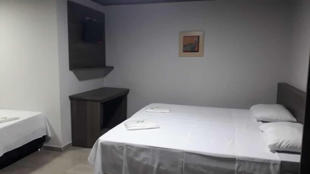 Hotel Rof Telemaco Borba Экстерьер фото