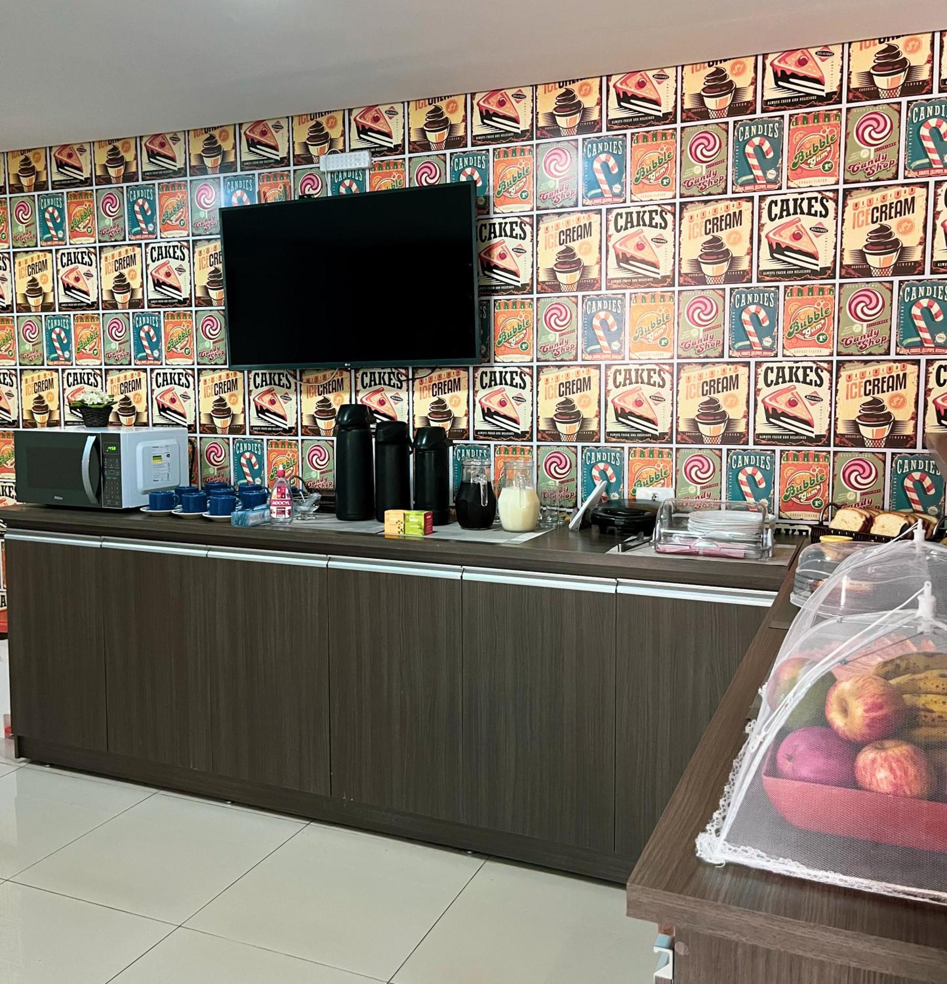 Hotel Rof Telemaco Borba Экстерьер фото